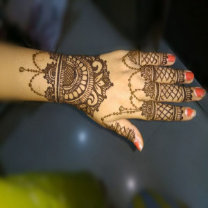 Torahz Mehendi Art Picture