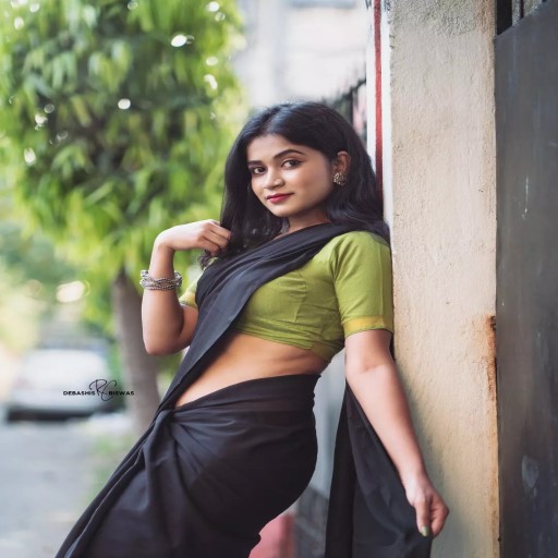 Photos of Tithi Ghosh on Enigmatixmedia