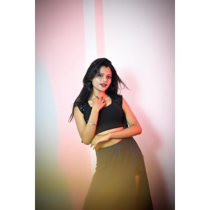 Anchor Diya Profile Contact Pictures Videos