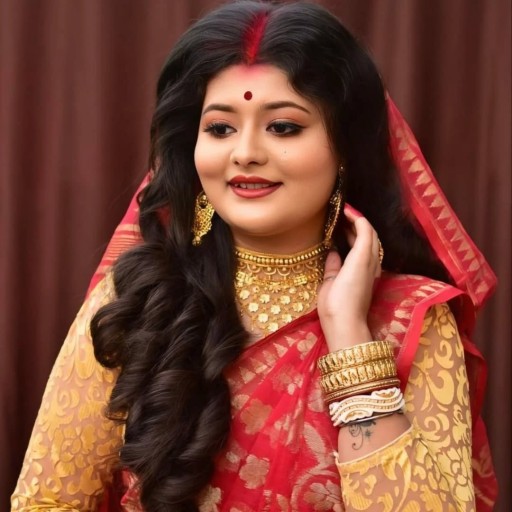 Photos of Shraddha Dutta on Enigmatixmedia