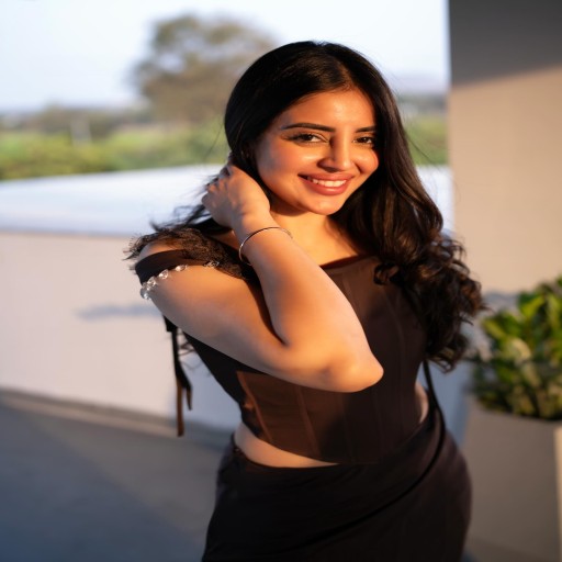 Kushitha Kallappu Picture