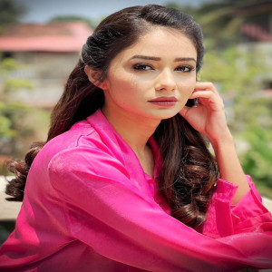 Photos of Leena Jumani on Enigmatixmedia